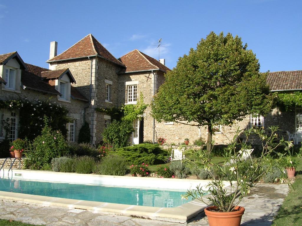 Vouneuil-sur-Vienne Chambres D'Hotes La Pocterie المظهر الخارجي الصورة